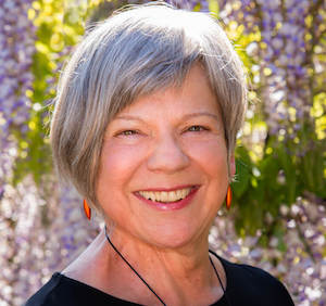 Martina Reaves, author