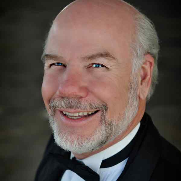 Dr. Rick Bjella, nationally renowned conductor-in-residence of the Carthage Choir