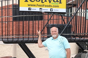 Jim Chambers travels across the country to find oversized items 